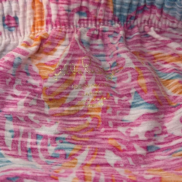 Lilly Pulitzer gorgeous and vibrant strapless flutter top - Picture 2 of 4